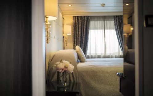 Regent Seven Seas MARINER Seven Seas Forward Aft 1 Regent Seven Seas MARINER Seven Seas Forward Aft 1
