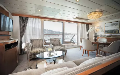 Regent Seven Seas MARINER Seven Seas Forward Suite 0 Regent Seven Seas MARINER Seven Seas Forward Suite 0