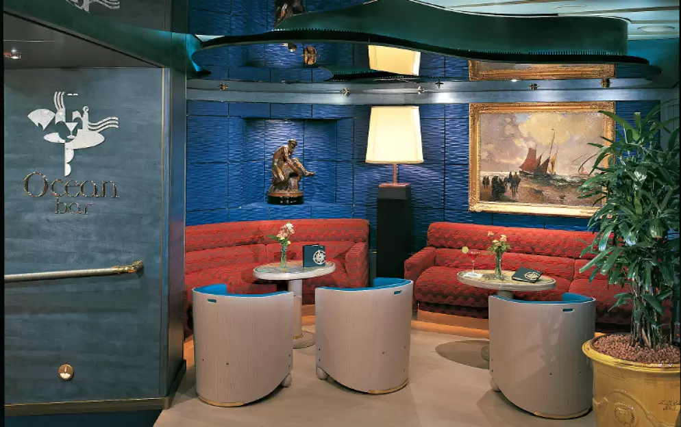 Holland America Line Signature Class Ocean Bar.jpg
