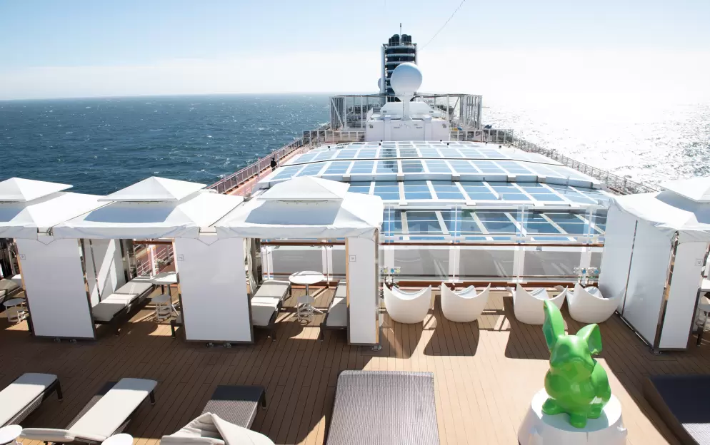 Holland America Line, Koningsdam, Retreat, Sun Deck 0.jpg