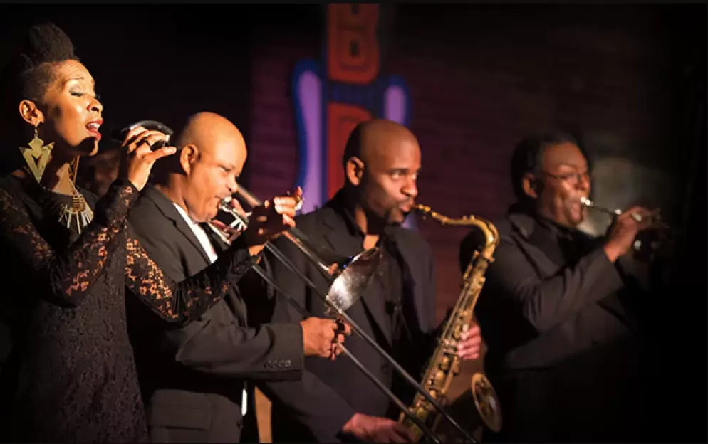 Holland America MS Konigsdam BB King.png