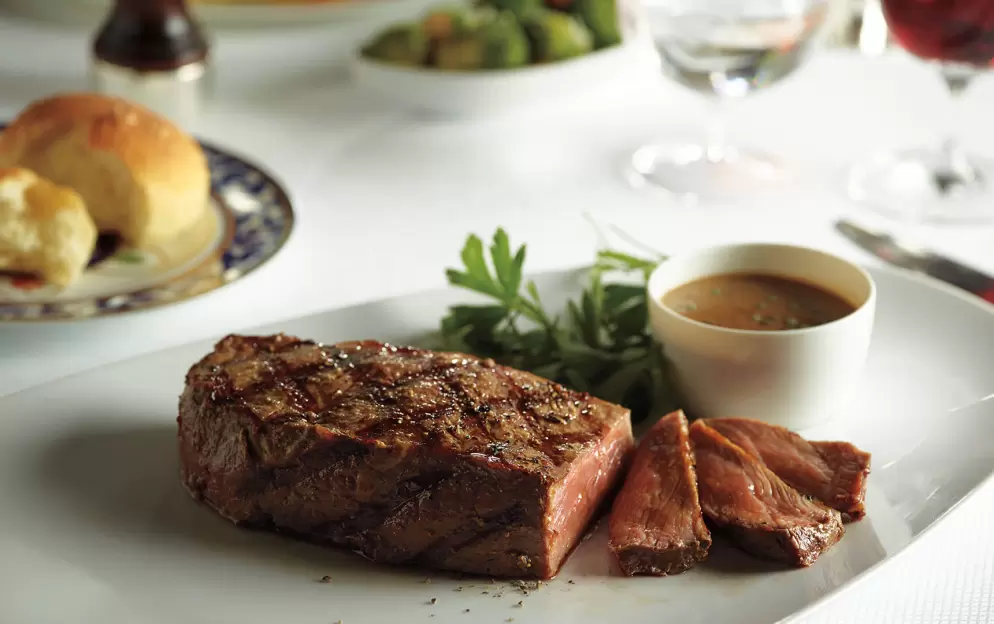 Holland America Koningsdam Dining Culinary_KB14_Pinnacle_New_York_Strip_Steak_48612_alt_1920x1080.jpg