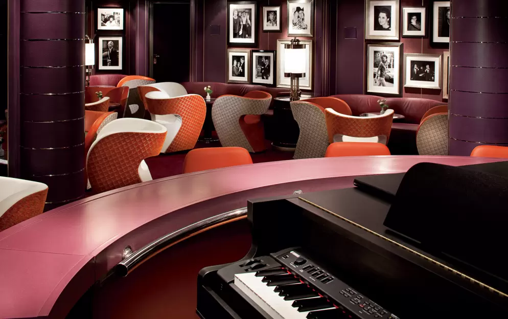 Holland America Line Nieuw Amsterdam Interior Piano Bar.jpg