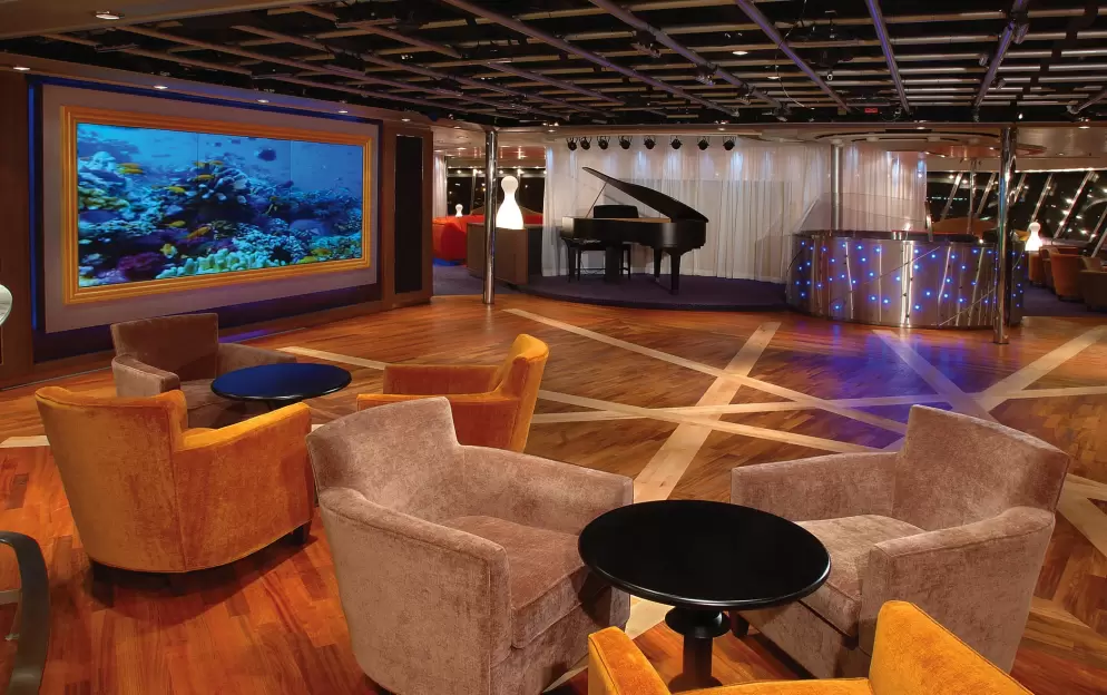 Holland America Line Vista-Class Interior Crow's Nest 1.jpg