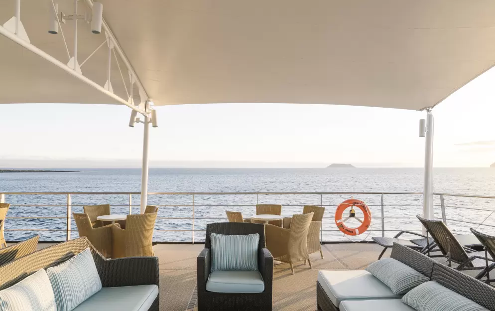 Hurtigruten Expeditions MS Santa Cruz II OBSERVATION TERRACE - Credit - Clara Tuma and Hurtigruten 1.JPG