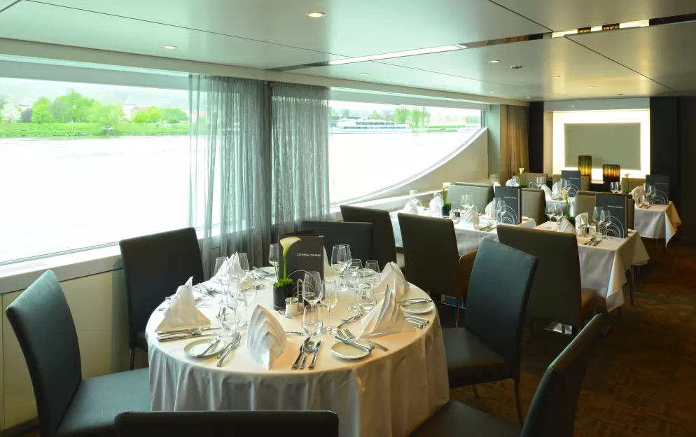 Scenic Luxury Cruises & Tours AMBER Crystal Dining 3.jpg