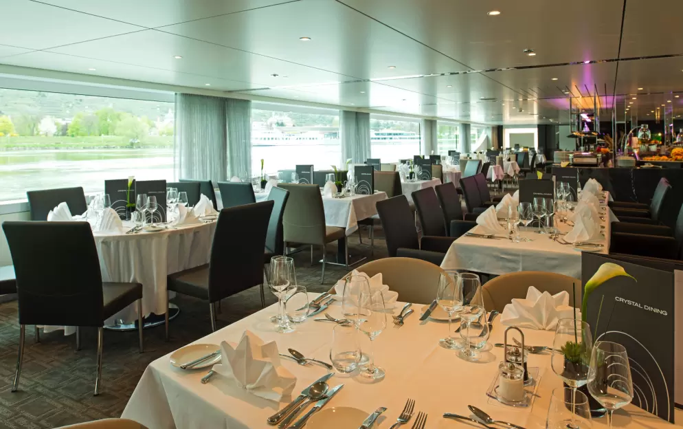 Scenic Luxury Cruises & Tours AMBER Crystal Dining 6.jpg