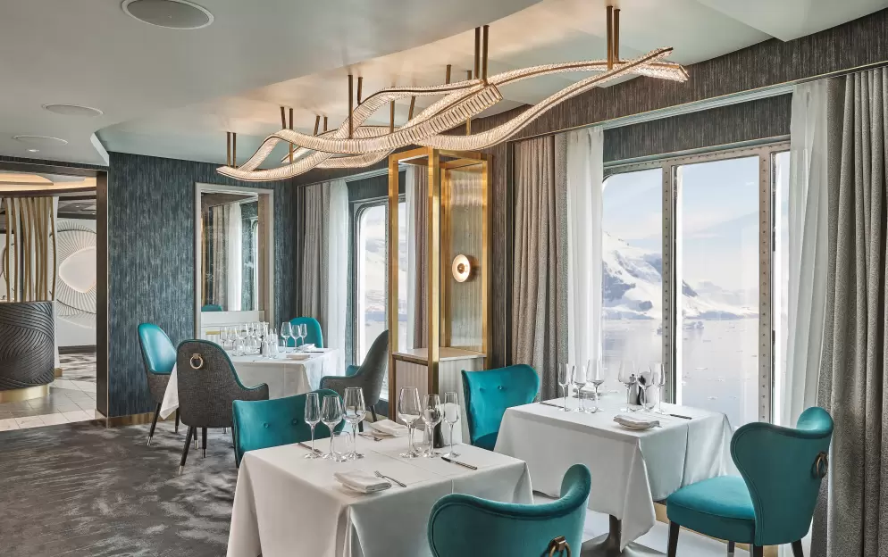 SILVERSEA Silver Endeavour II Terrazzino 0.jpg