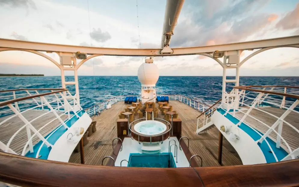Windstar Cruises Wind Star Pool.png