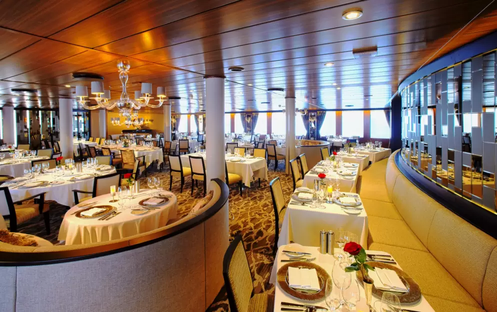 Windstar Wind Star & Wind Spirit Interior AmphorA Restaurant 1.jpg