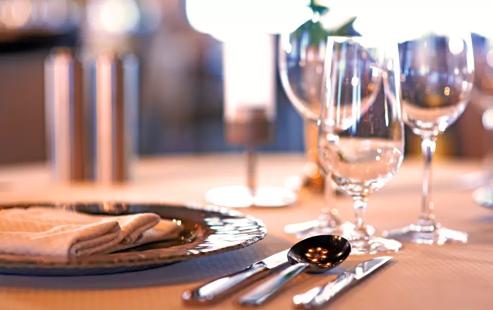 Windstar Wind Star & Wind Spirit Interior AmphorA Restaurant 3.jpg