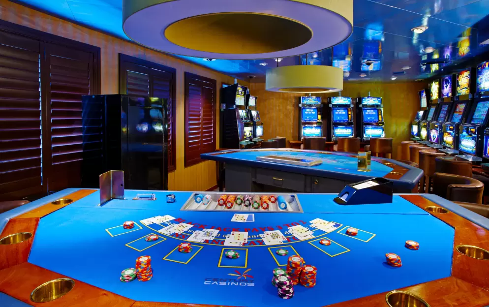 Windstar Wind Star & Wind Spirit Interior Casino 1.jpg