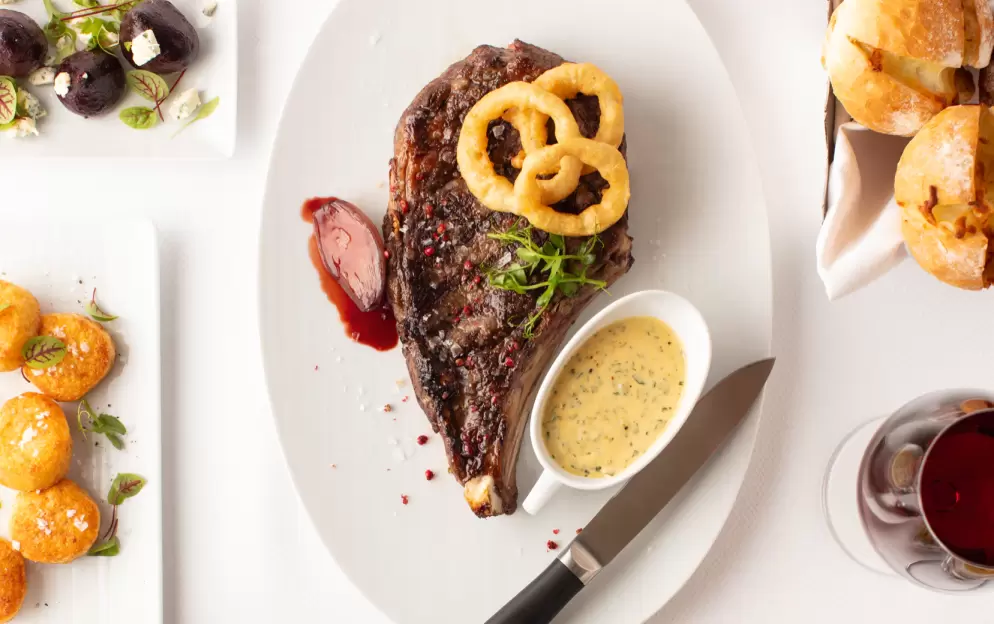 Holland America Line Zaandam Pinnacle Grill.png
