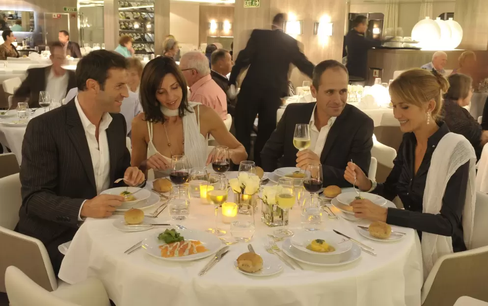 Ponant Le Boreal - Restaurant, ©PONANT, Credit. François Lefebvre.JPEG