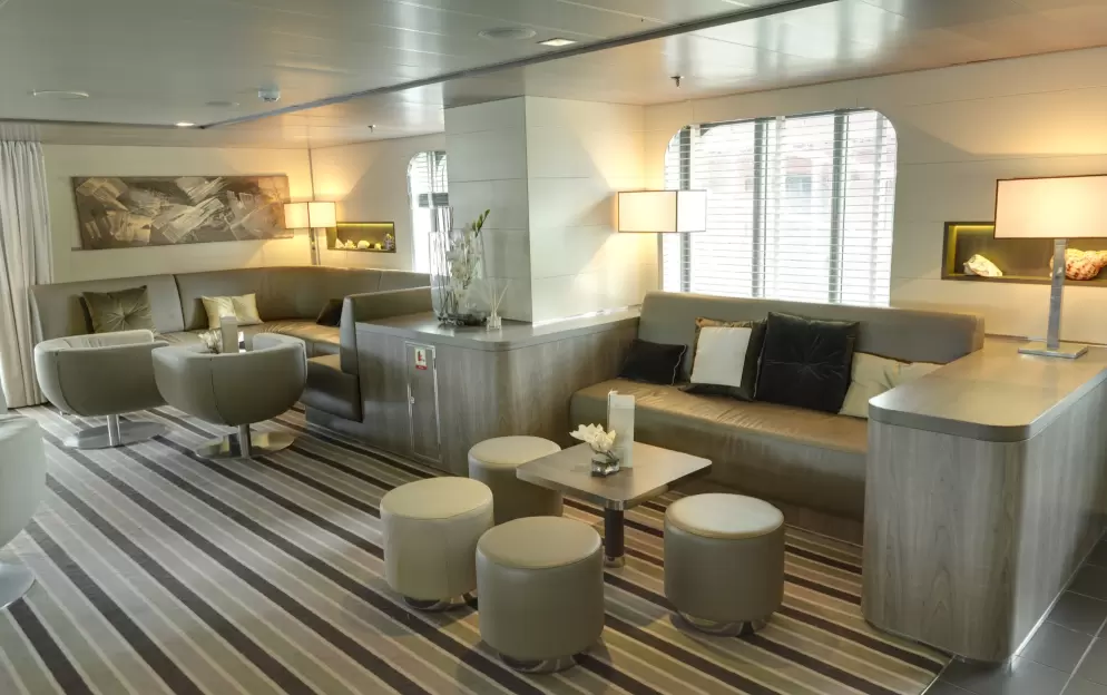 Ponant Le Boreal Interior Main Lounge 4 ©PONANTMike Louagie.JPEG