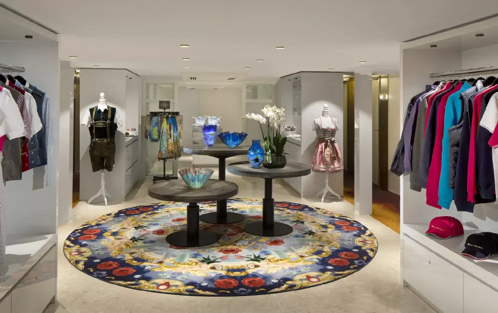 AmaWaterways AmaMagna_Boutique.jpg