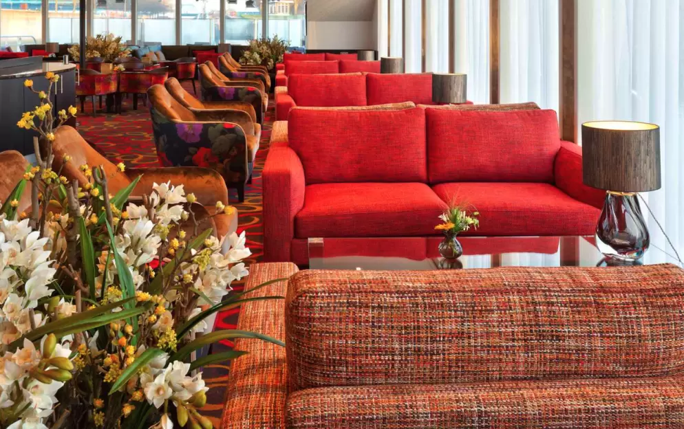 AmaWaterways AmaVenita Lounge.png