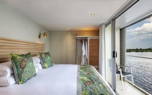 AmaWaterways, Zambezi Queen Suite-King_2_2024