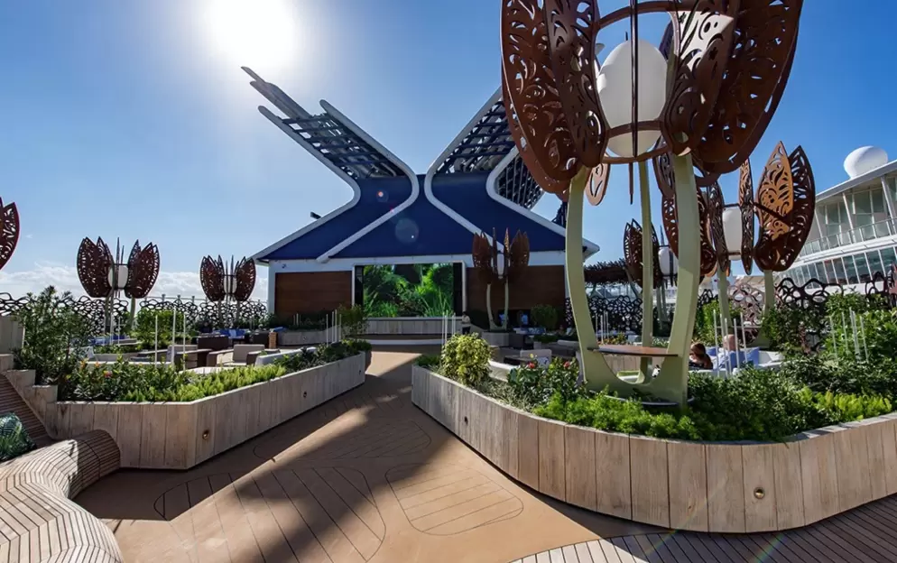 Celebrity Cruises Rooftop Garden 8.jpg