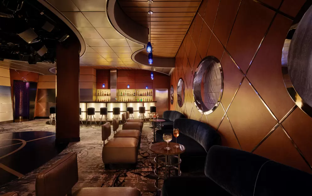 Crystal, Crystal Serenity Pulse Night Club 1.jpg