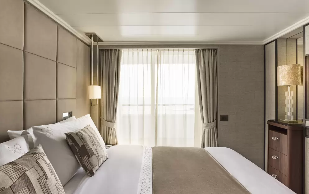 Junior Crystal Penthouse Suite