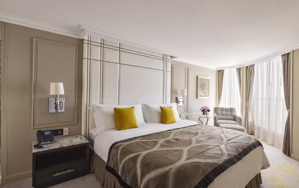 Crystal Penthouse Suite