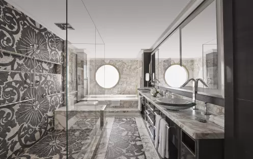 Crystal, Serenity Penthouse Suite 7