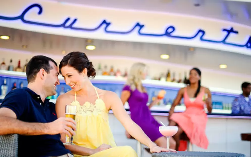 Disney Cruise Lines Disney Dream currents-bar-00.jpg