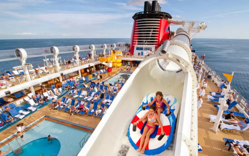 aquaduck-water-slide-00.jpg