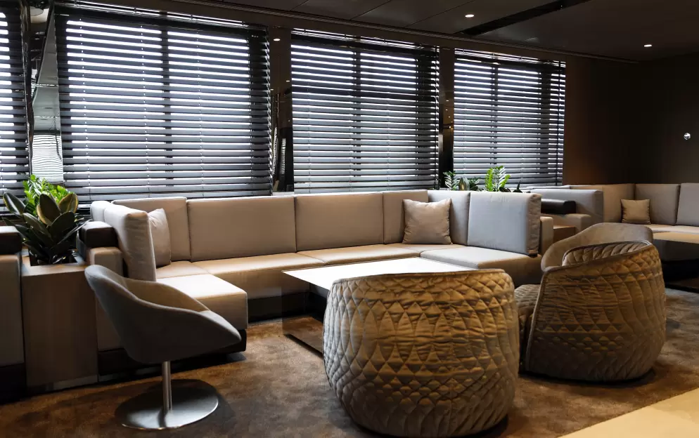 Emerald Cruises, Emerald Sakara & Azzurra, Amici Bar & Lounge 22.jpg