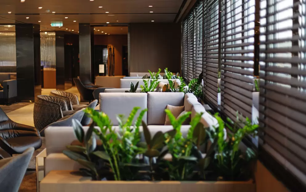 Emerald Cruises, Emerald Sakara & Azzurra, Amici Bar & Lounge 24.jpg