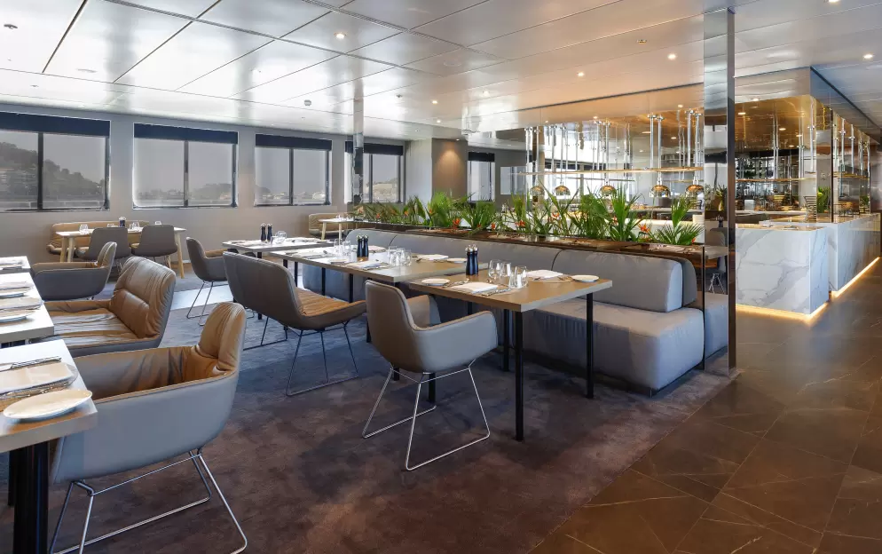 Emerald Cruises, Emerald Sakara & Azzurra, La Cucina Dining 2.jpg
