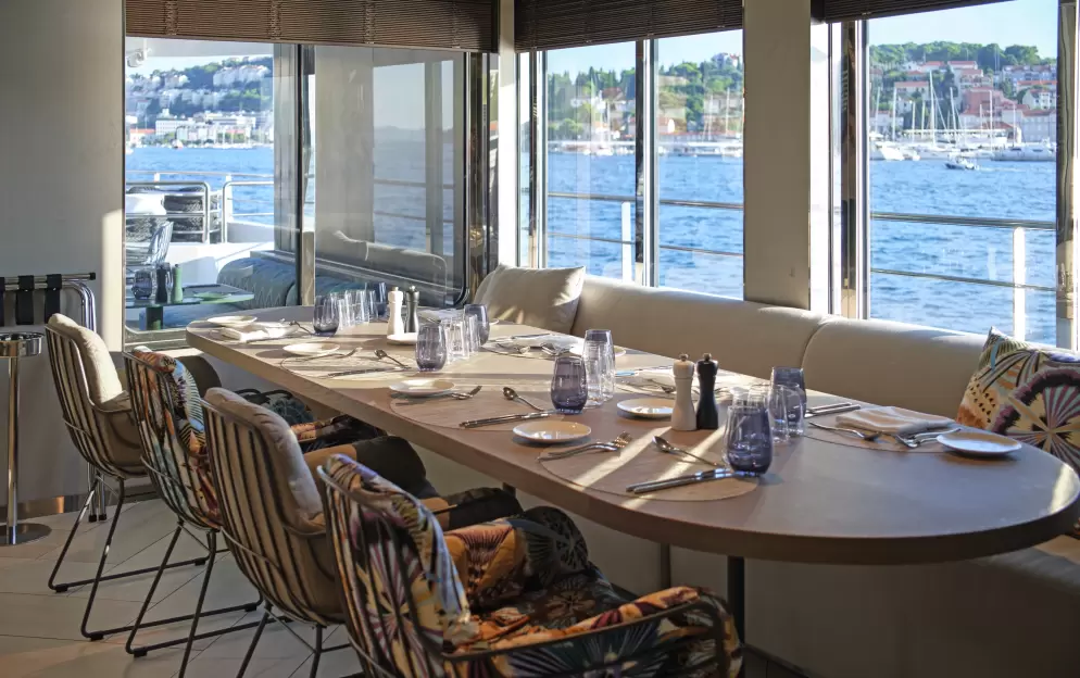Emerald Cruises, Emerald Sakara & Azzurra, La Cucina Dining 3.jpg