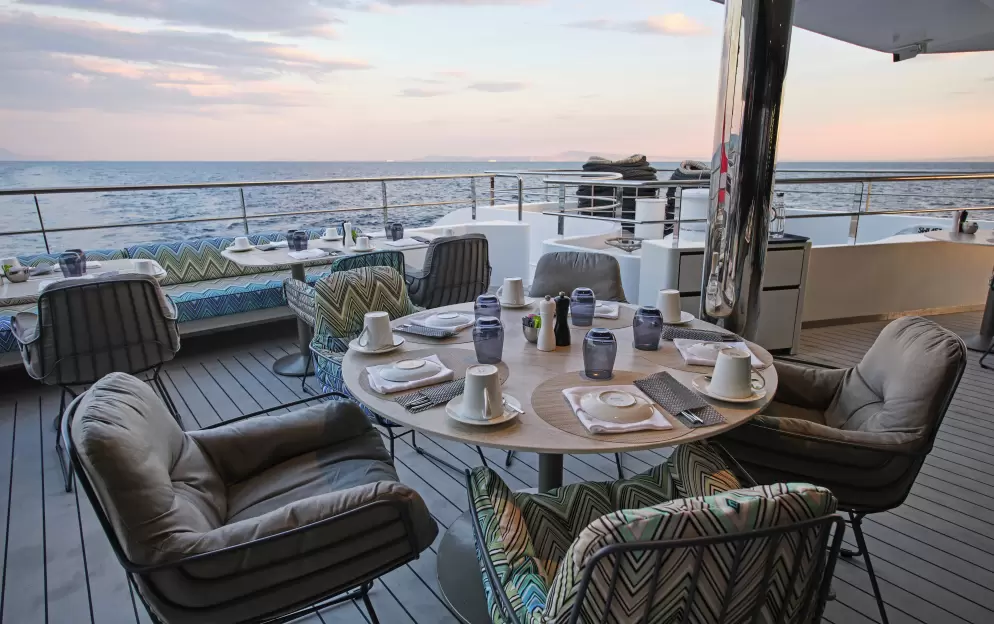 Emerald Cruises, Emerald Sakara & Azzurra, La Cucina Terrace 1.jpg