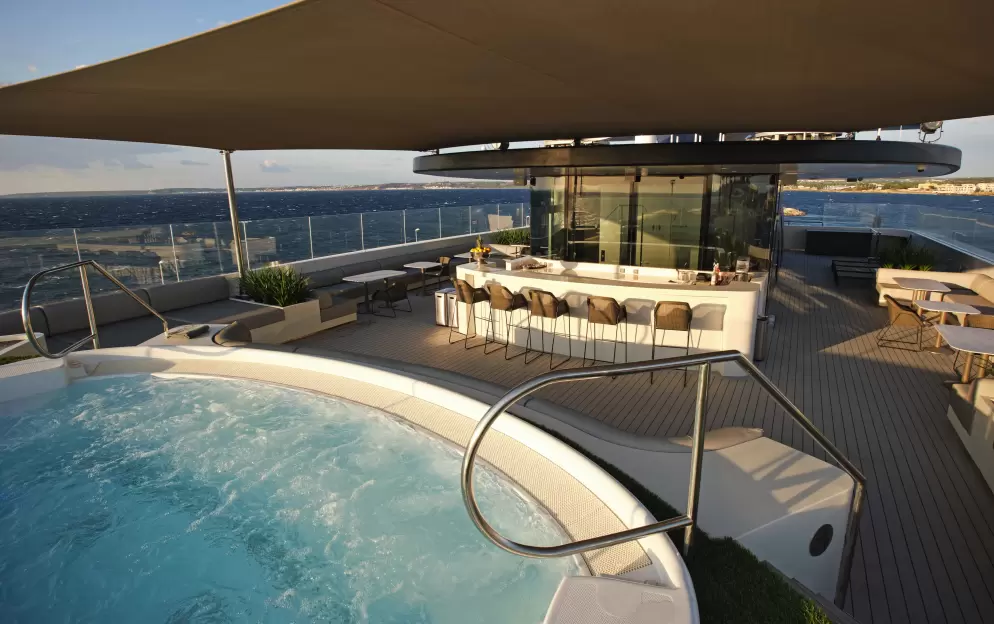Emerald Cruises, Emerald Sakara & Azzurra, Sky Deck 4.jpg