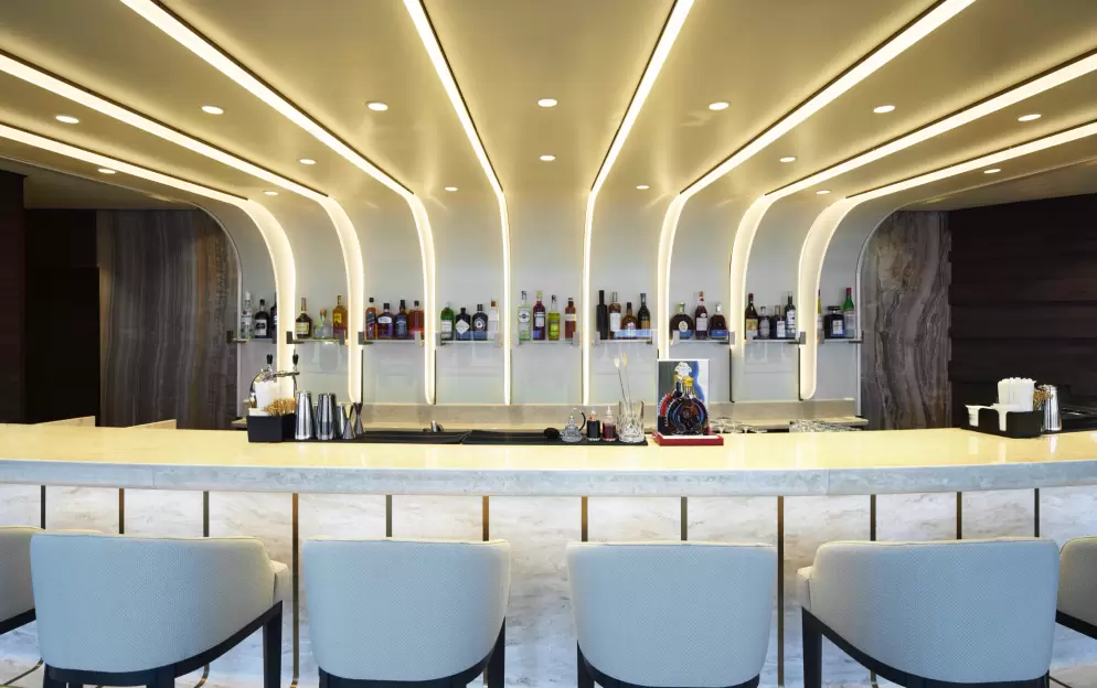 Explora Journeys, EXPLORA I, Astern Lounge 1.jpg