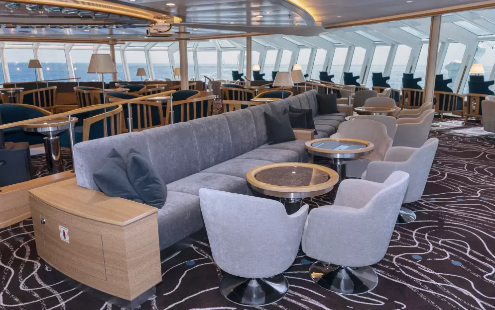 Hurtigruten Expeditions MS Fram Explorer Lounge - Credit - Kim Rormark and Hurtigruten3.JPG