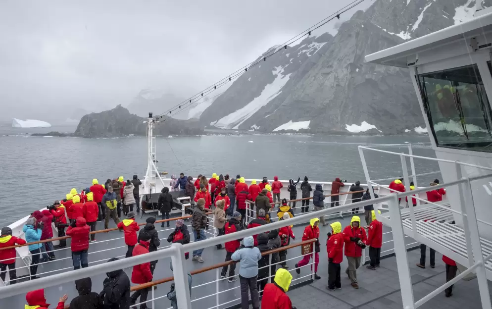 Hurtigruten MS Fram Observation Decks 0.JPG