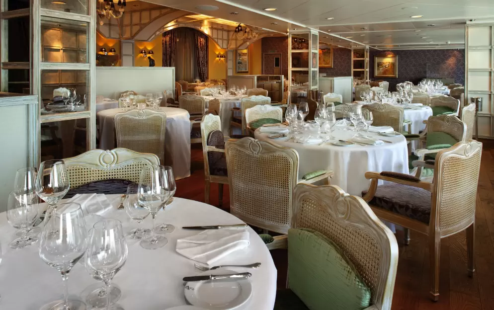 Oceania Cruises Jacques 3.jpg