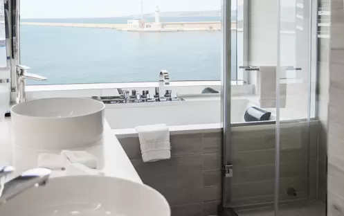 Ponant Le Bellot Owners Suite 3 ©PONANT