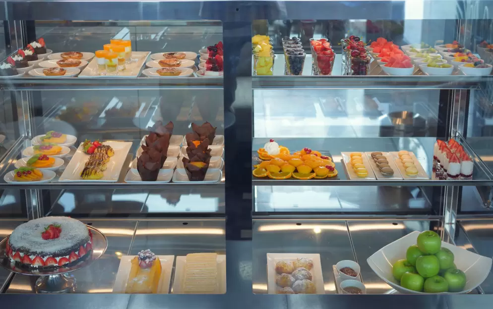 Scenic Luxury Cruises & Tours Scenic Azure River Café.jpg