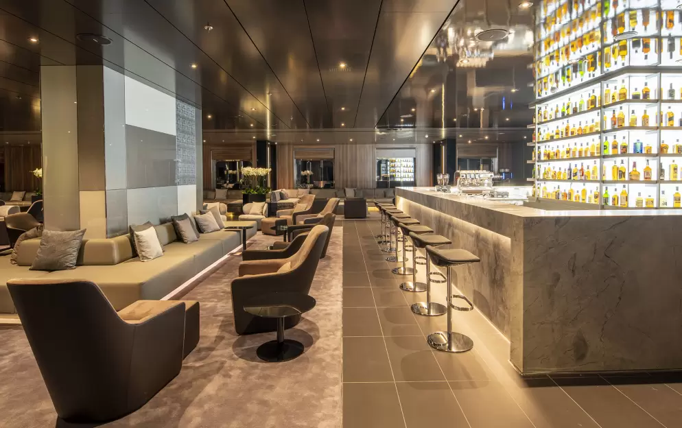 Scenic Eclipse - Scenic Bar - 19.jpg