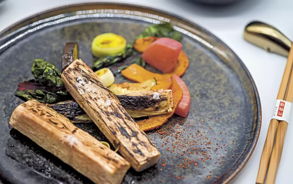 Scenic Eclipse - Vegan Grilled Pupunha.jpg