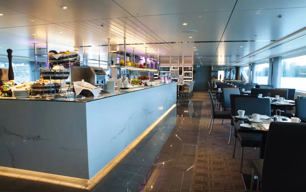 Scenic Luxury Cruises & Tours JASPER Crystal Dining 1.jpg