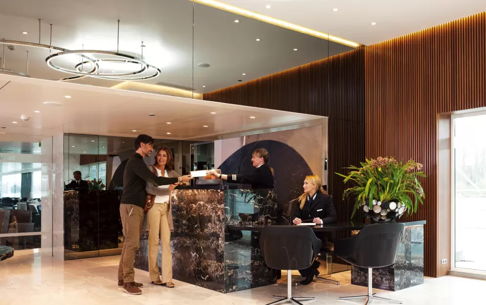 Scenic Luxury Cruises & Tours JASPER reception 13.jpg