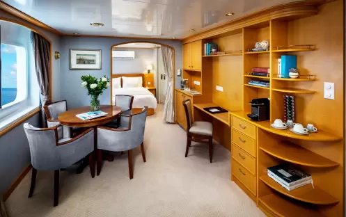 SeaDream I - Admirals Suite 2