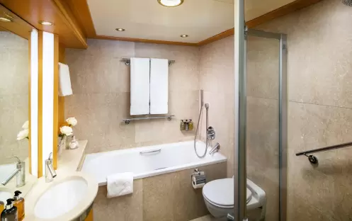 SeaDream I - Admirals Suite 3
