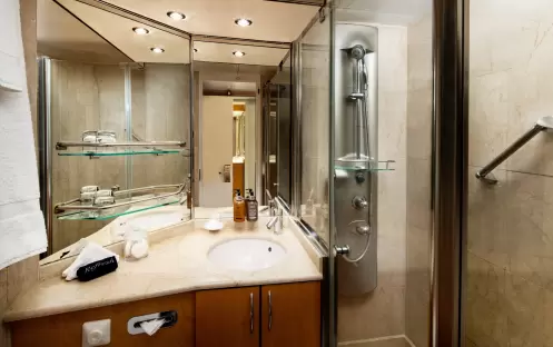 SeaDream I - Yacht Club Stateroom, 5