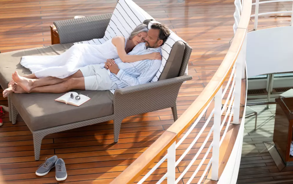 Seabourn Ovation - Sun Terrace, Credit. Doug Menuez.jpg