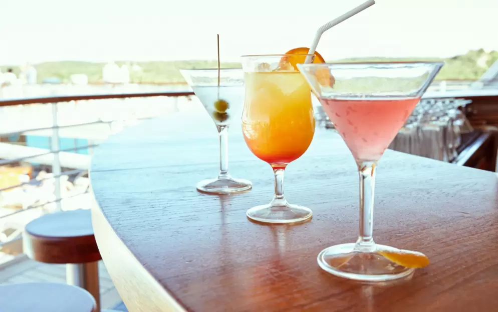 Seabourn - Sky Bar.jpg